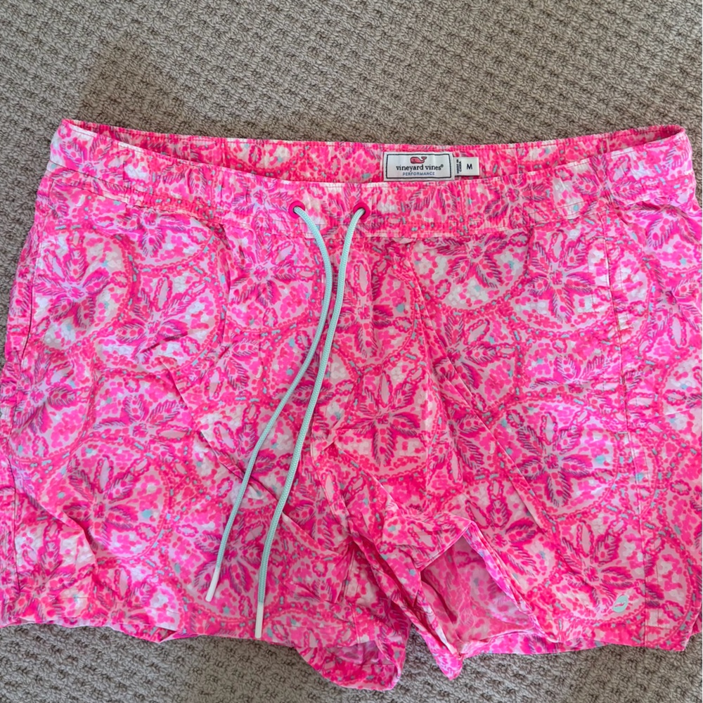 Vineyard Vines Bright Pink Sand Dollar Patterned Shorts